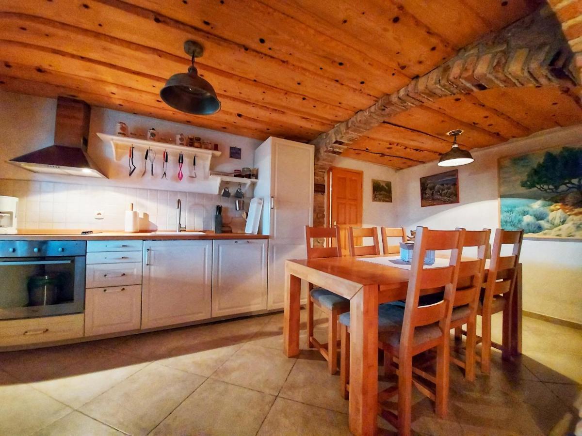 Peter'S Pine Cottage 科雷尼察 外观 照片