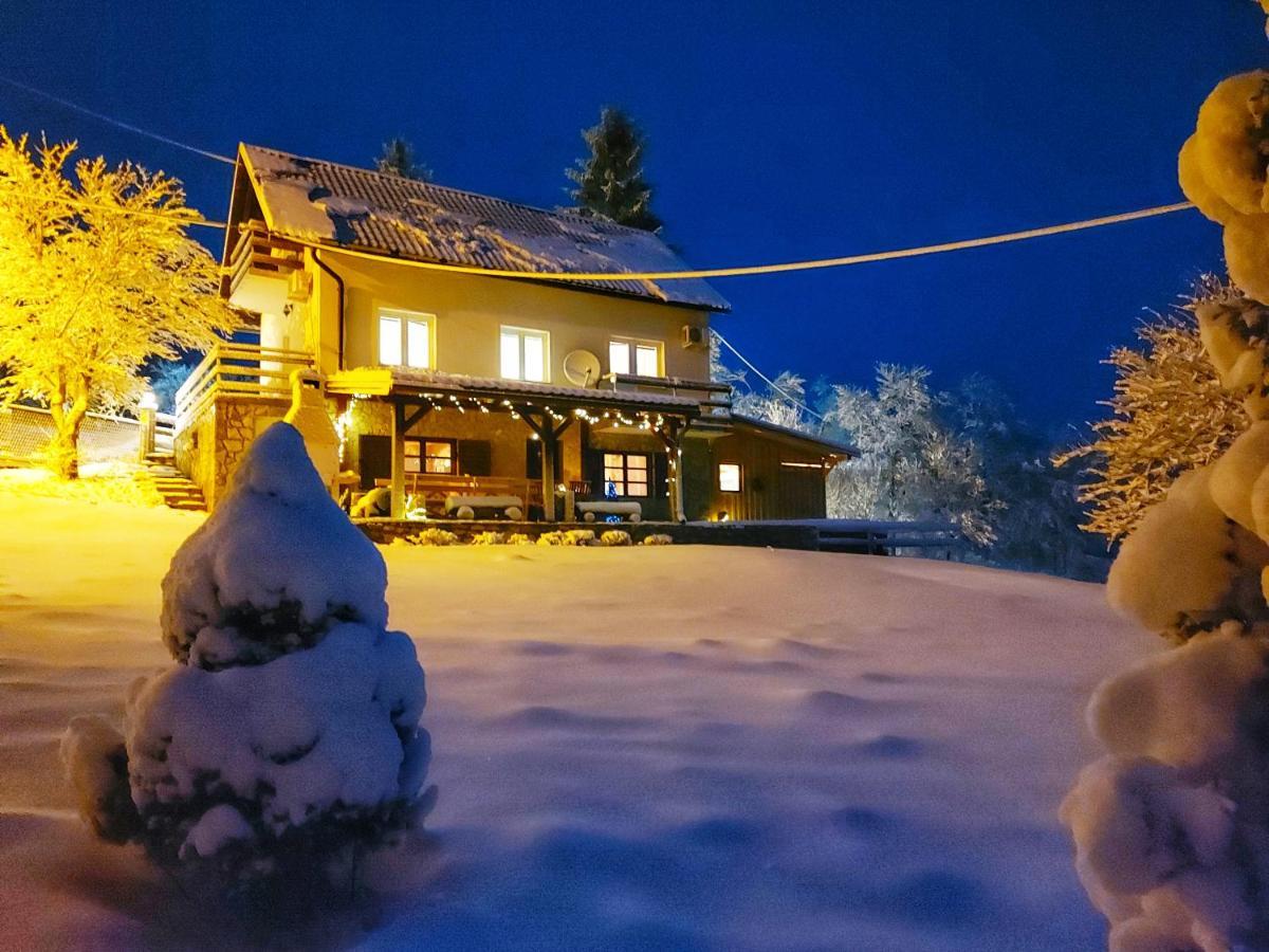 Peter'S Pine Cottage 科雷尼察 外观 照片