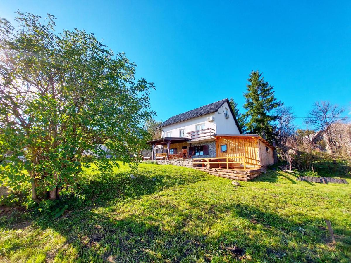 Peter'S Pine Cottage 科雷尼察 外观 照片