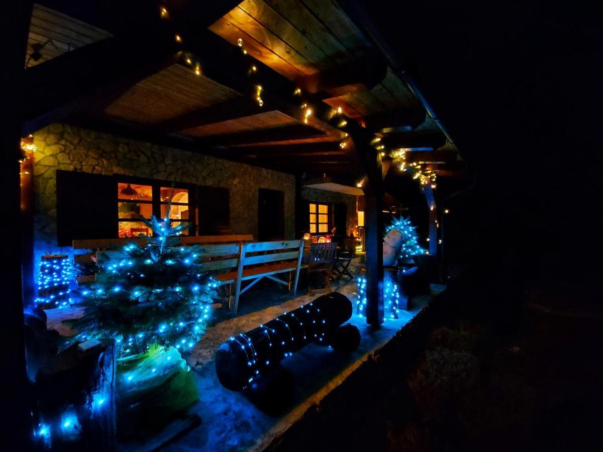 Peter'S Pine Cottage 科雷尼察 外观 照片