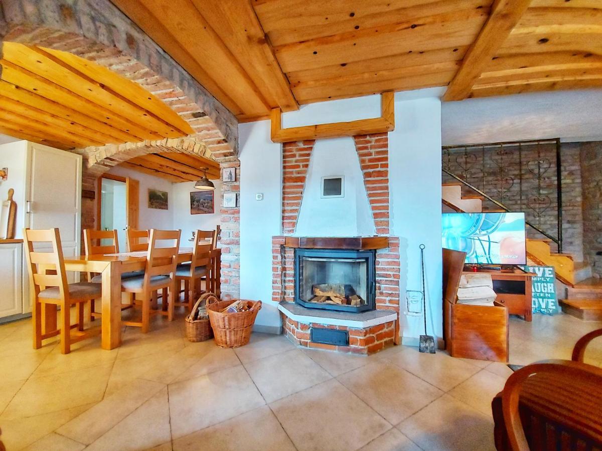 Peter'S Pine Cottage 科雷尼察 外观 照片